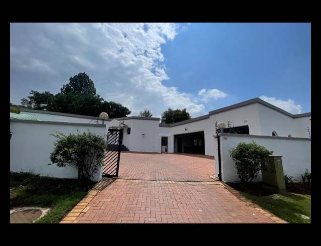 4 BEDROOM HOUSE FOR SALE IN GLENVISTA